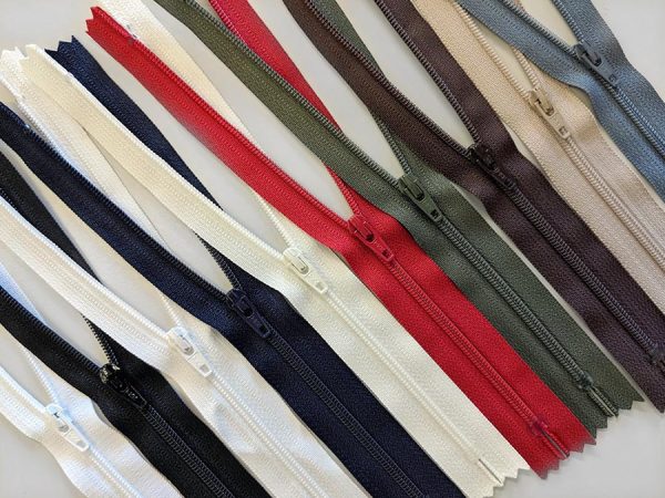#2.5 YKK Closed End Nylon Teeth Zip